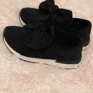 Zara kids sneakers size 34